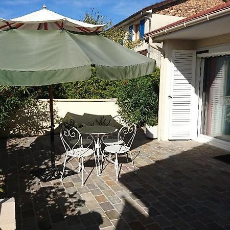Bed and Breakfast Chez Maryna Longpont-sur-Orge Exterior foto