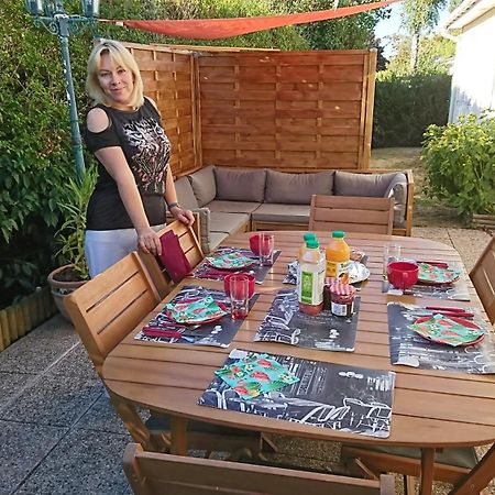 Bed and Breakfast Chez Maryna Longpont-sur-Orge Exterior foto