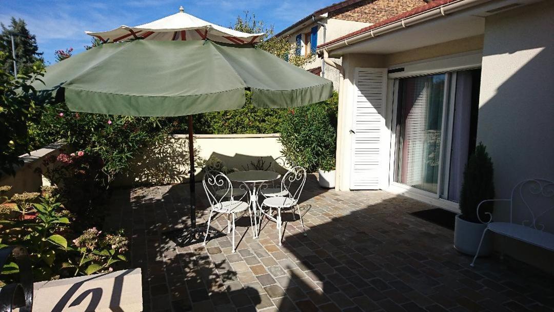 Bed and Breakfast Chez Maryna Longpont-sur-Orge Exterior foto
